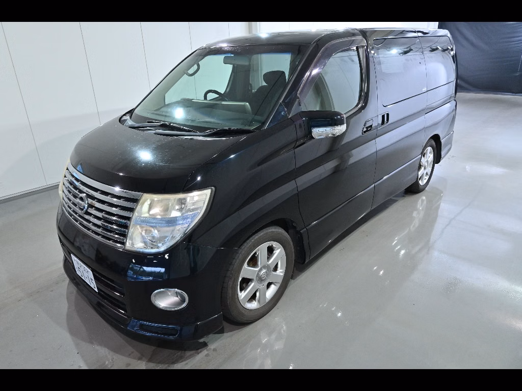 NISSAN ELGRAND