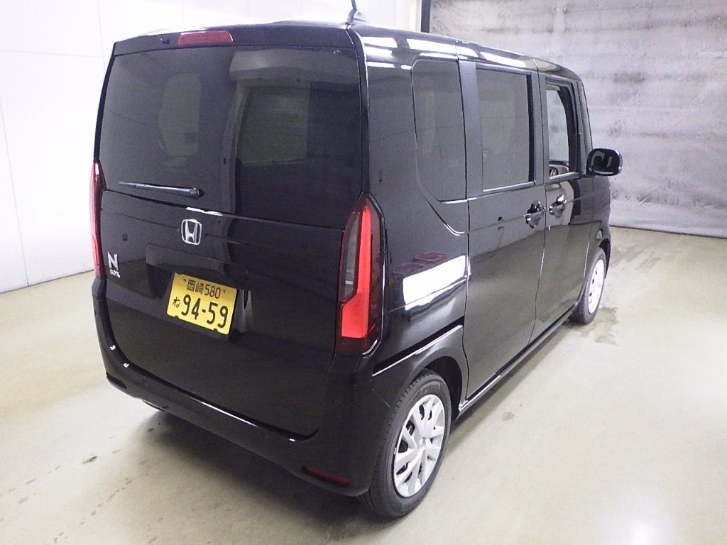HONDA N-BOX