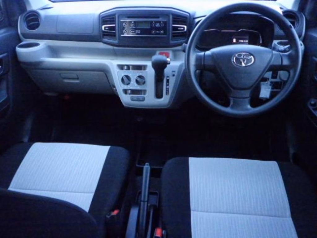 TOYOTA PIXIS EPOCH