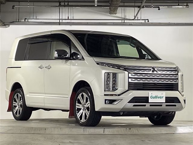 MITSUBISHI DELICA D:5