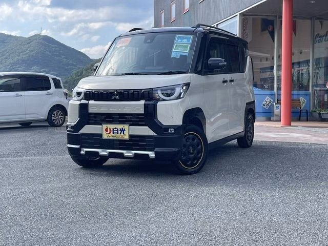 Mitsubishi Delica Mini