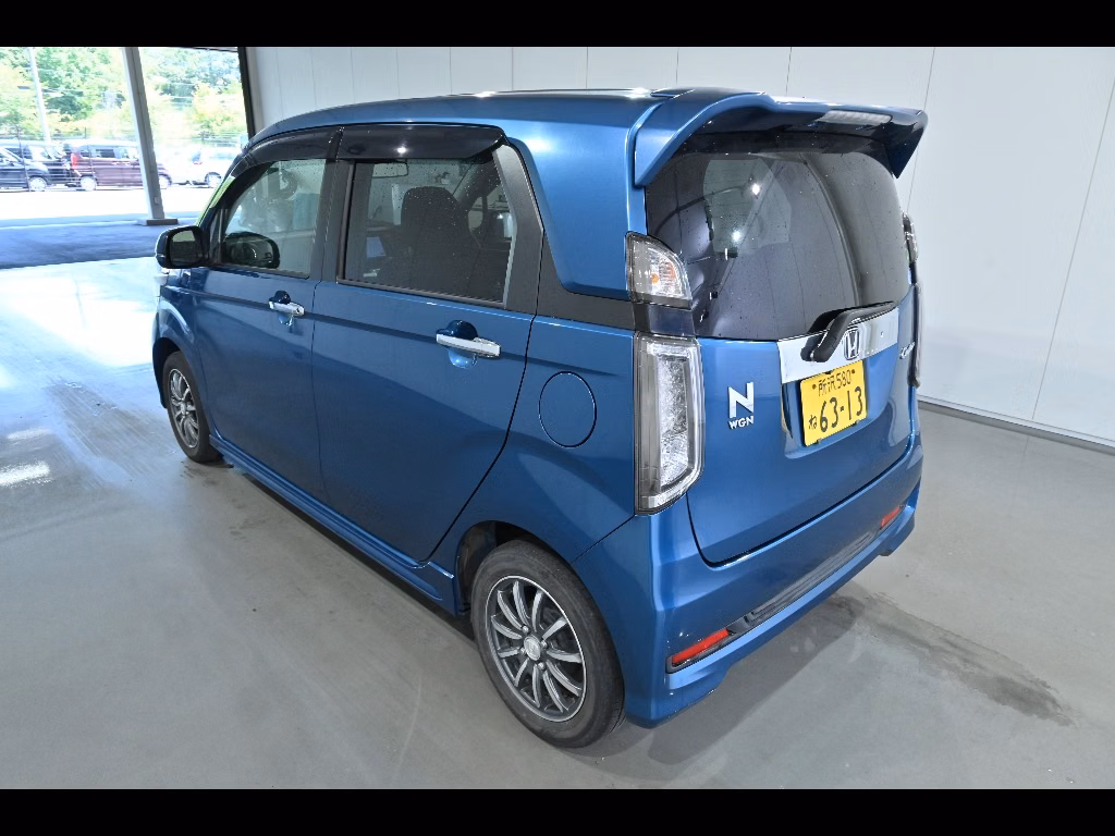 HONDA N-WGN
