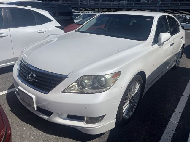 Lexus LS460