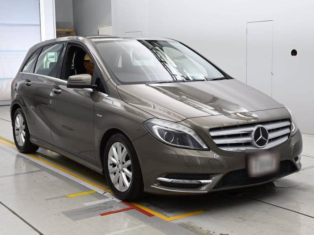 MERCEDES-BENZ B-CLASS