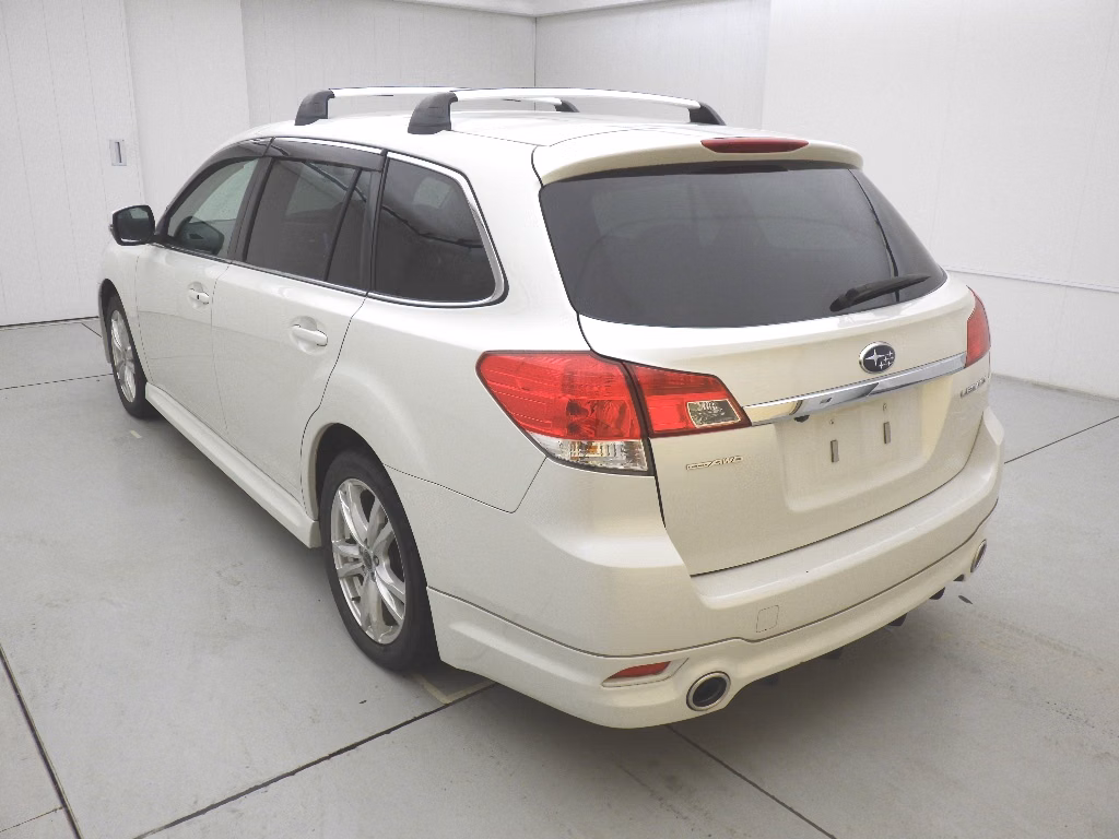 SUBARU LEGACY