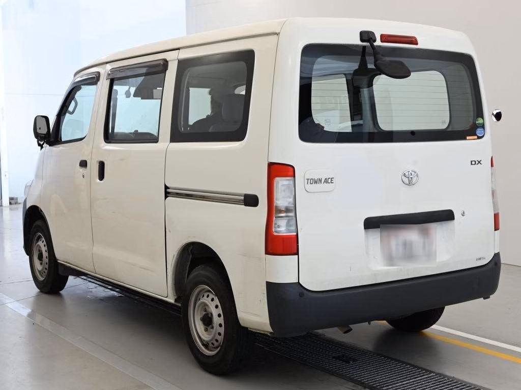 TOYOTA TOWN ACE