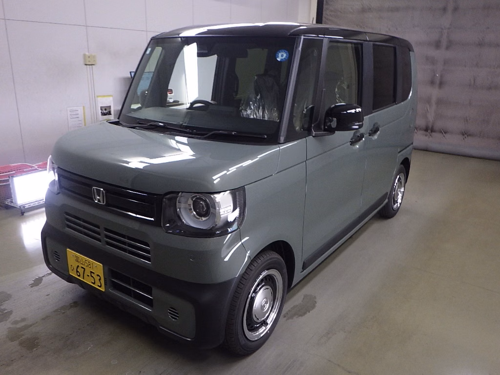 HONDA N-BOX