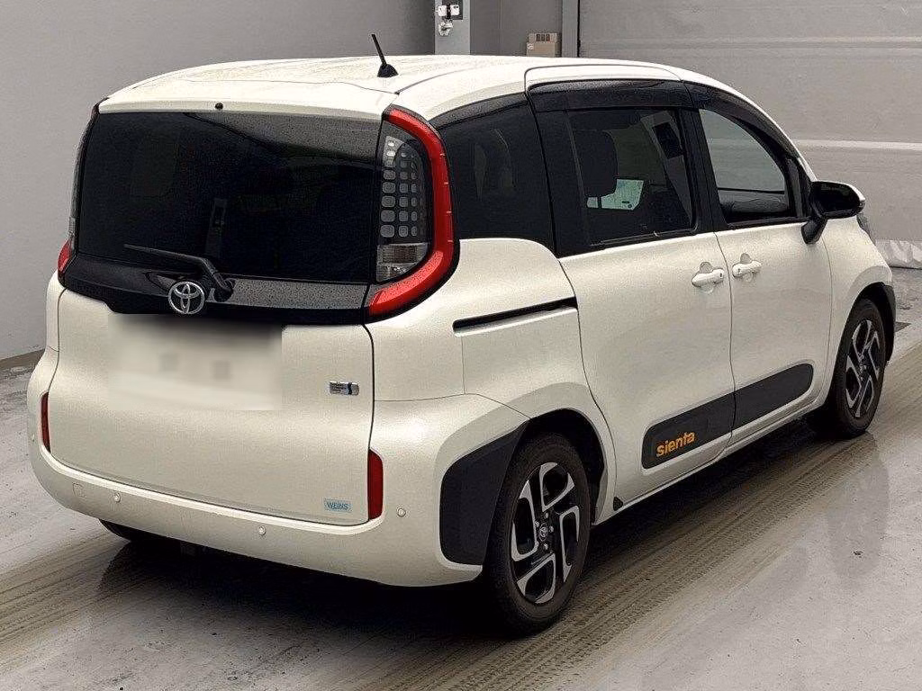 TOYOTA SIENTA