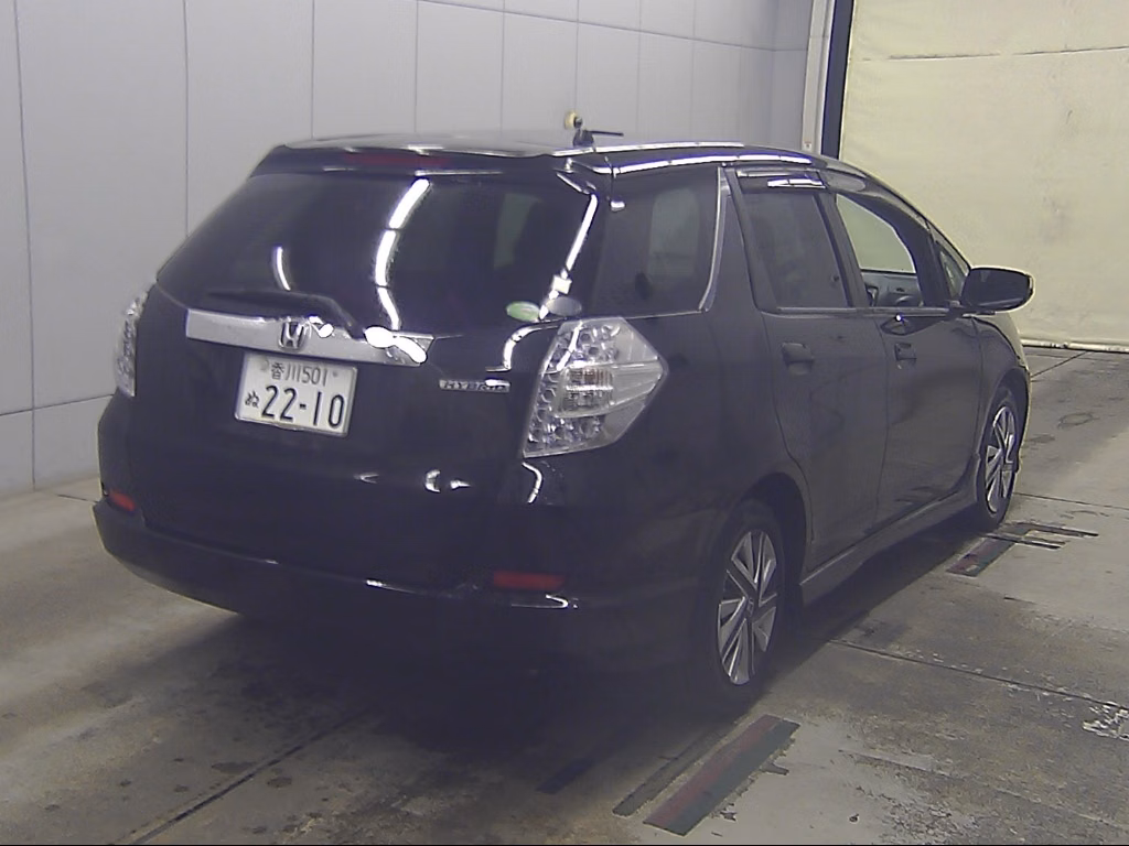 HONDA FIT SHUTTLE