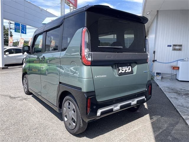 MITSUBISHI DELICA MINI