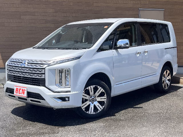 MITSUBISHI DELICA D:5