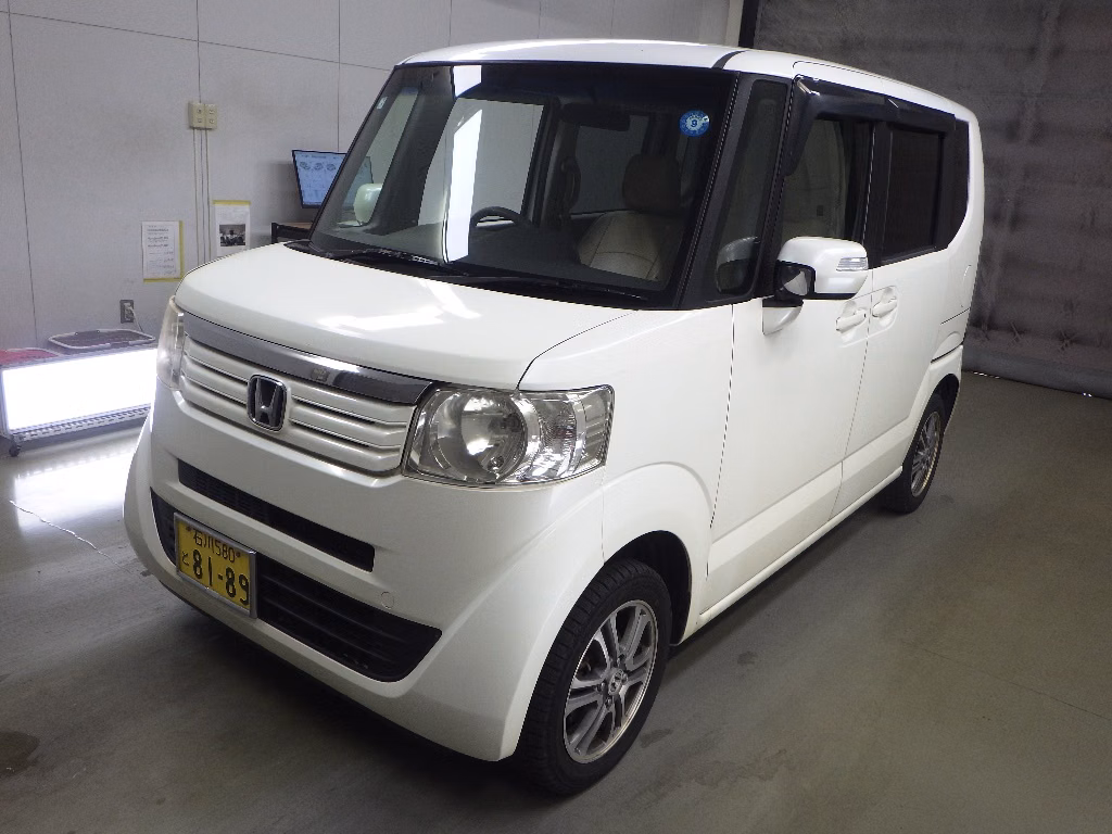 HONDA N-BOX