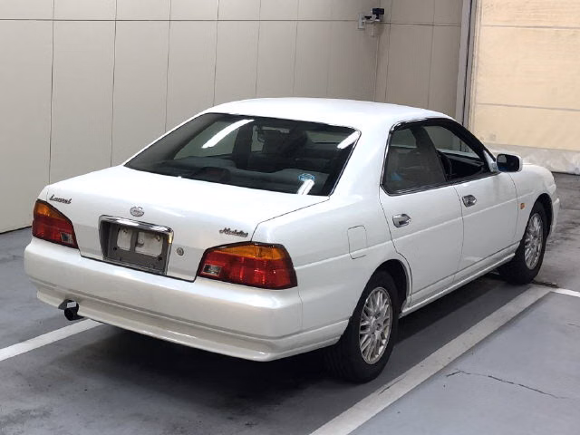 NISSAN LAUREL
