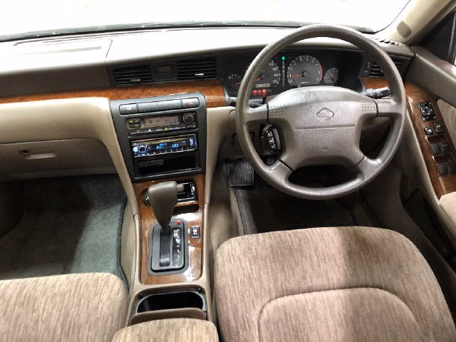 NISSAN LAUREL