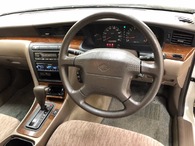 NISSAN LAUREL