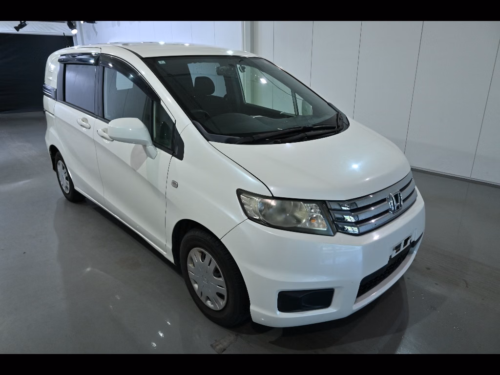 HONDA FREED SPIKE