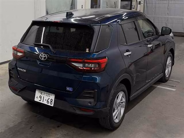 TOYOTA RAIZE