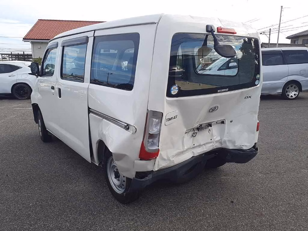 TOYOTA TOWN ACE