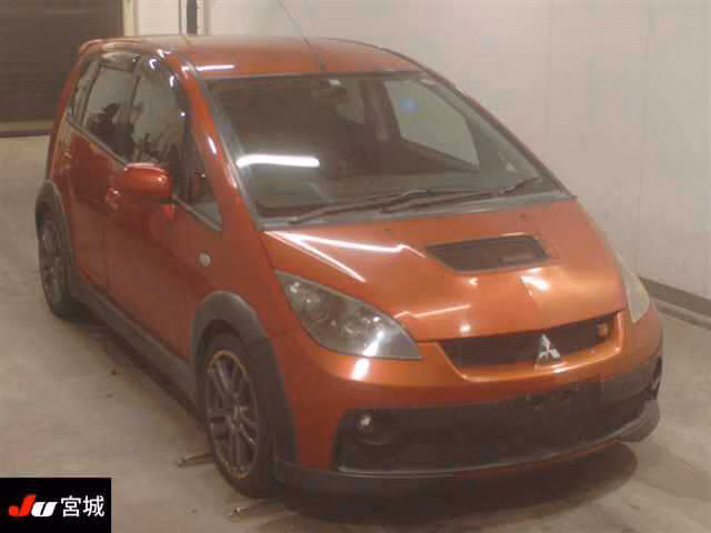 MITSUBISHI COLT
