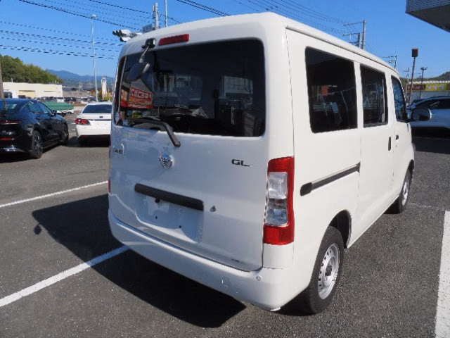 TOYOTA TOWN ACE
