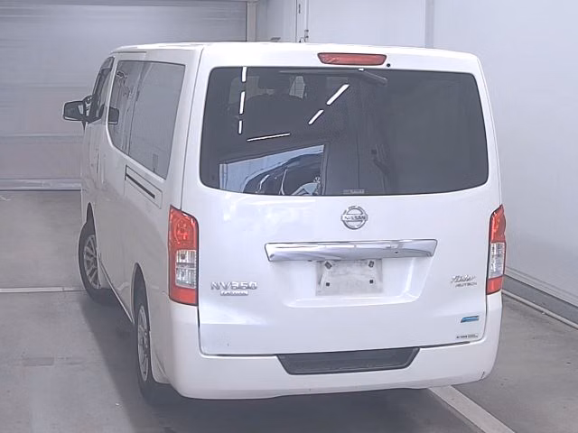 NISSAN NV350 CARAVAN
