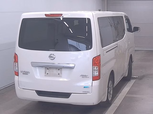 NISSAN NV350 CARAVAN