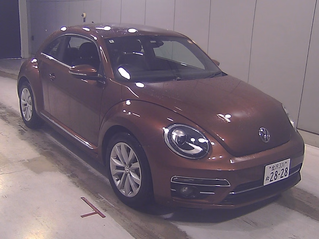 VOLKSWAGEN BEETLE