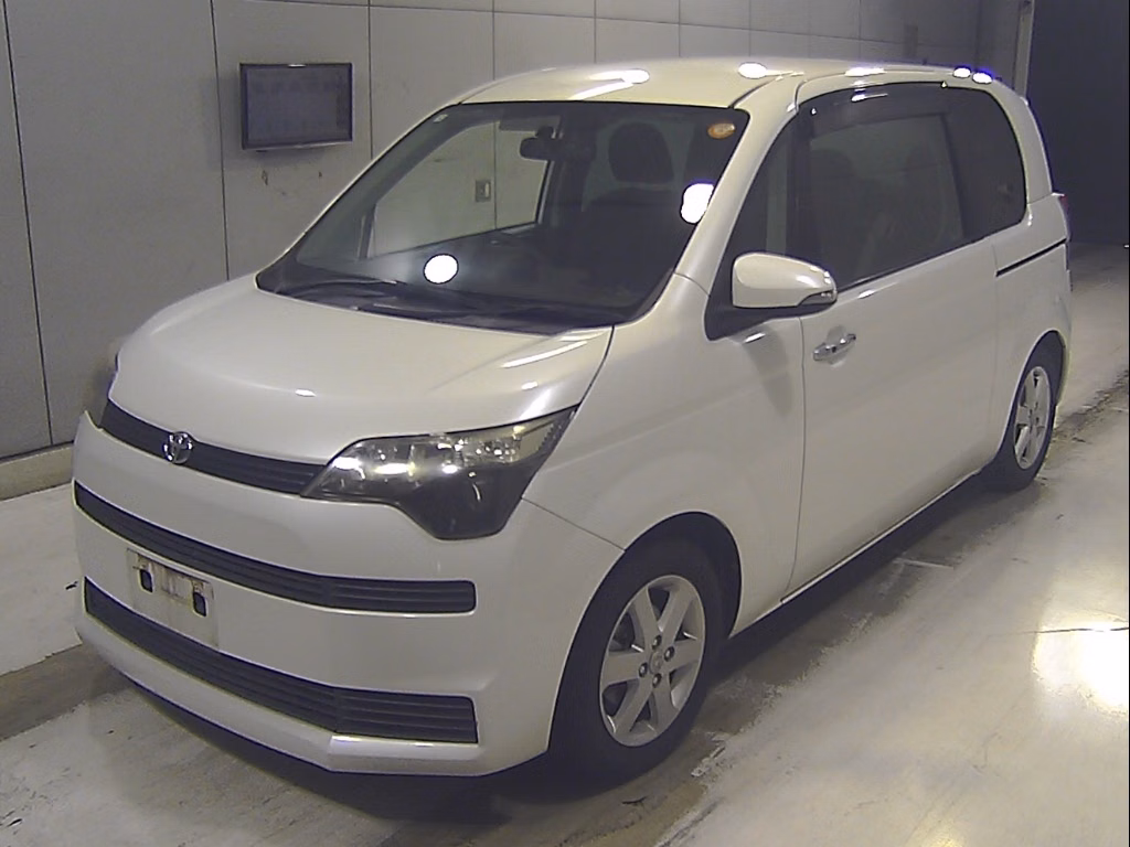 TOYOTA SPADE