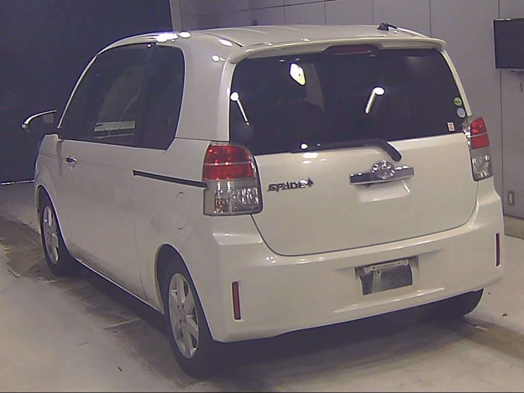 TOYOTA SPADE