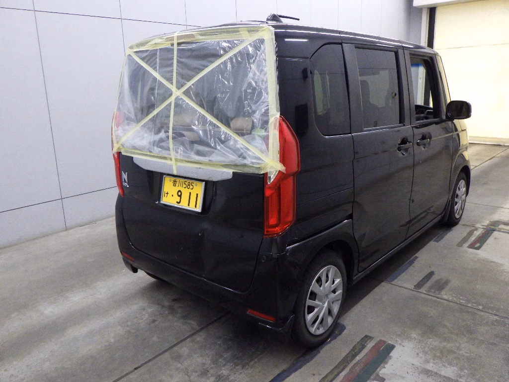 HONDA N-BOX