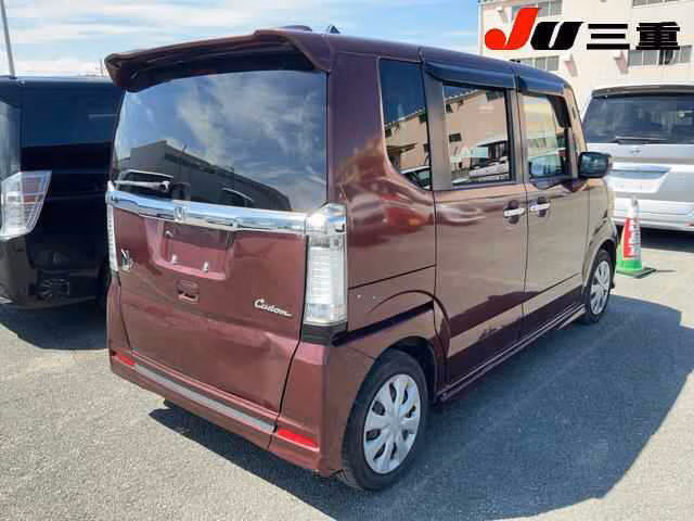 HONDA N-BOX+