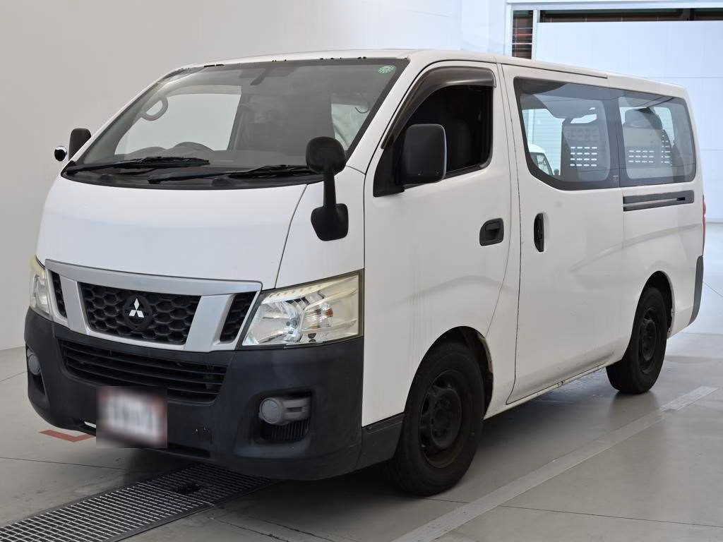 NISSAN NV350 CARAVAN