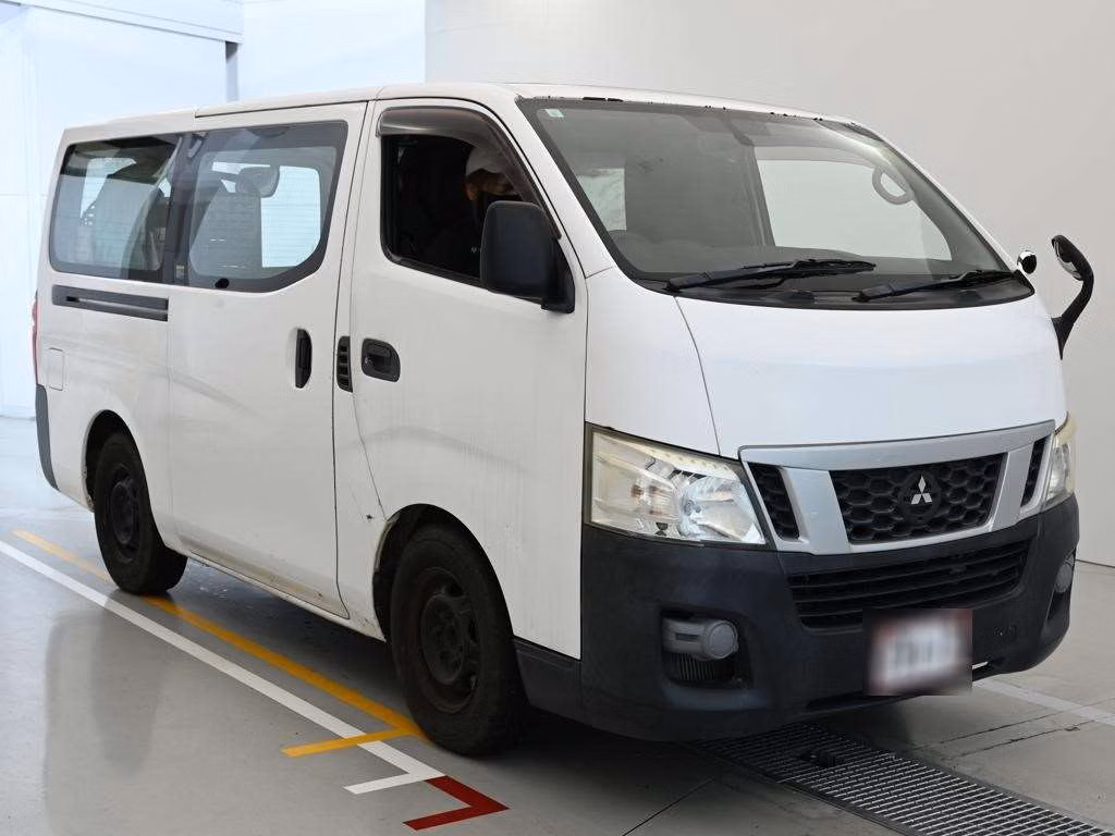 NISSAN NV350 CARAVAN