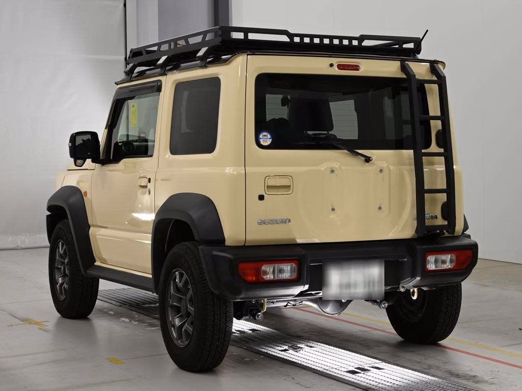 SUZUKI JIMNY SIERRA