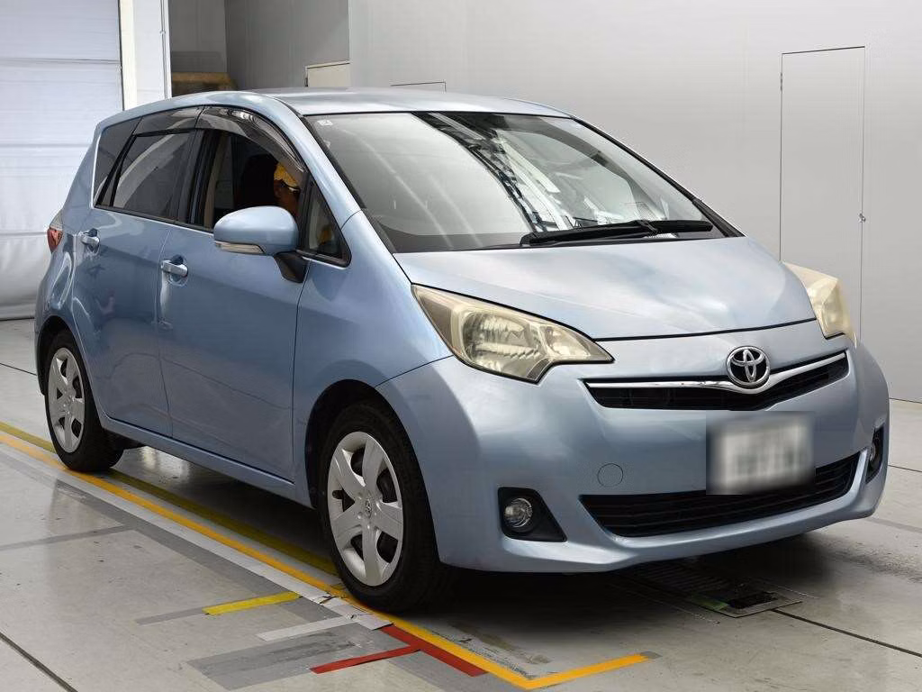 TOYOTA RACTIS