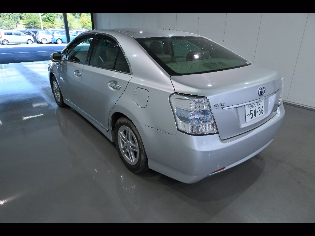 TOYOTA SAI