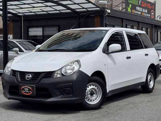Nissan AD