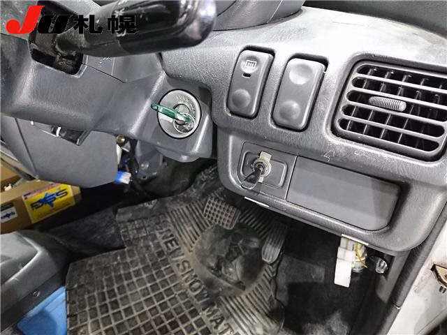 DAIHATSU OPTI
