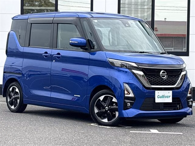 NISSAN ROOX