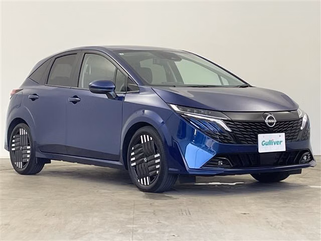 Nissan Aura