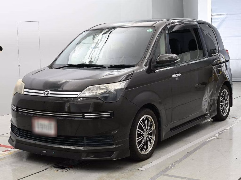 TOYOTA SPADE