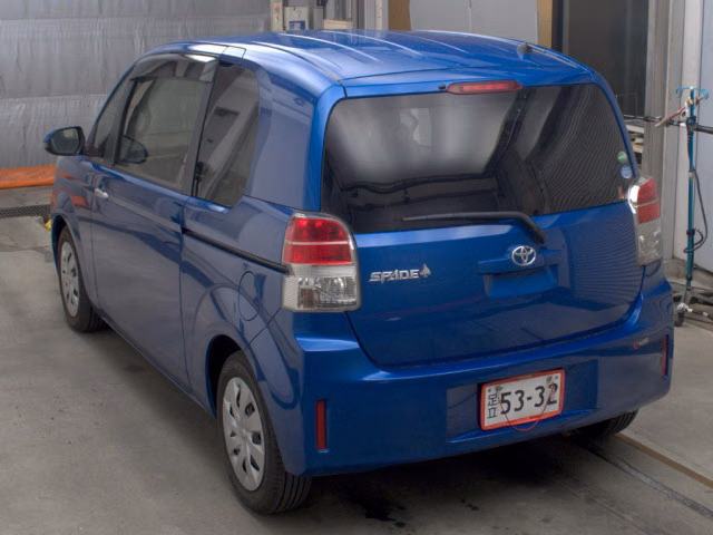 TOYOTA SPADE
