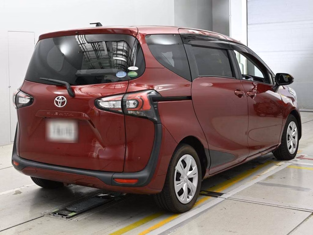 TOYOTA SIENTA