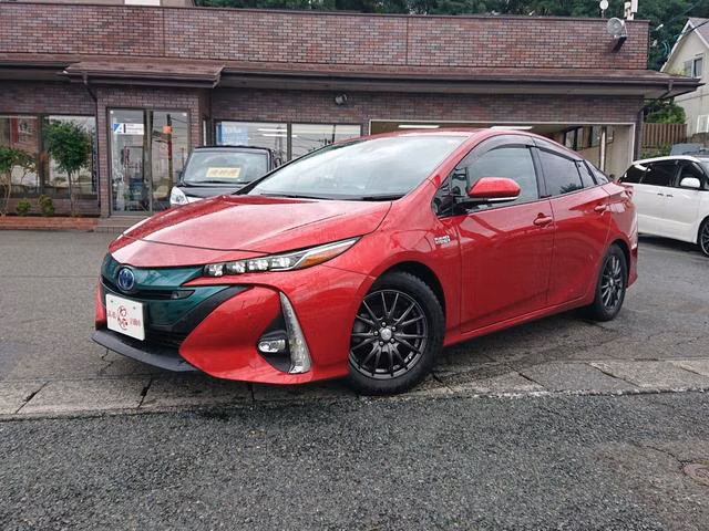 Toyota Prius PHV