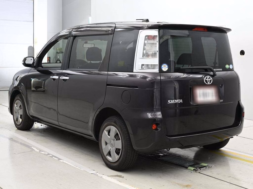 TOYOTA SIENTA