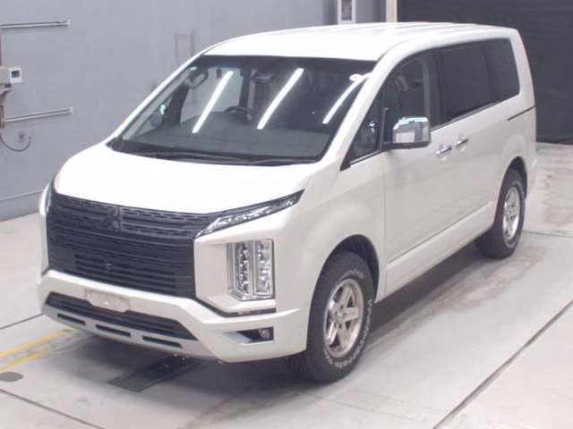 MITSUBISHI DELICA D:5