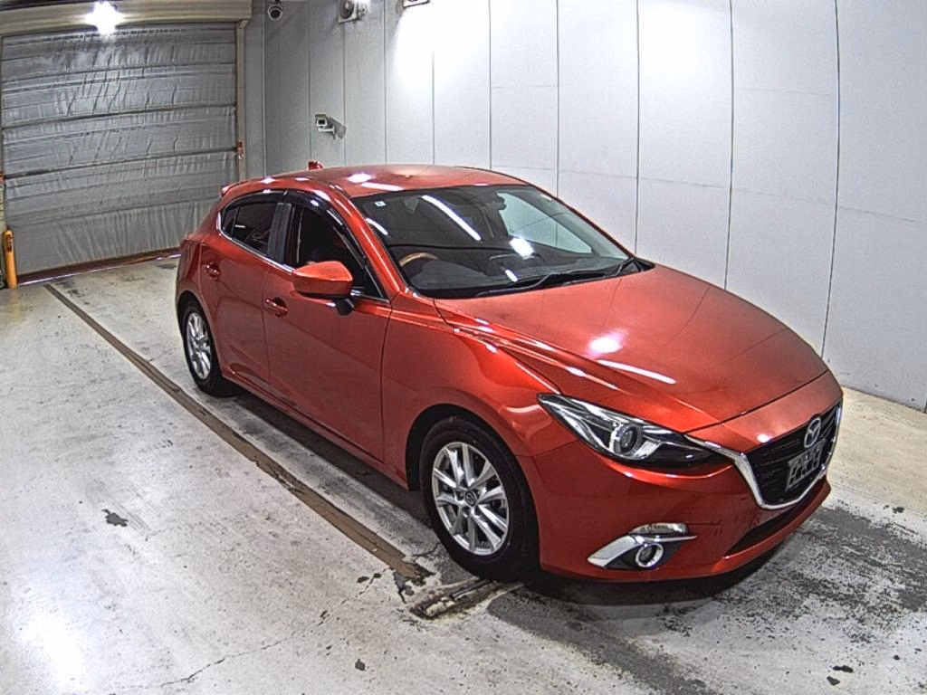MAZDA AXELA