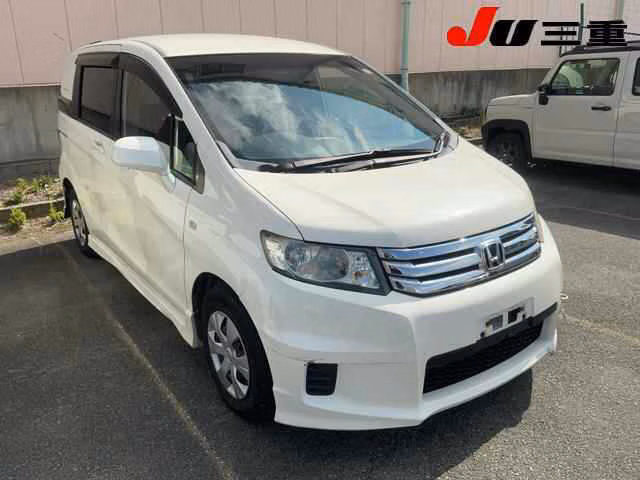 HONDA FREED SPIKE