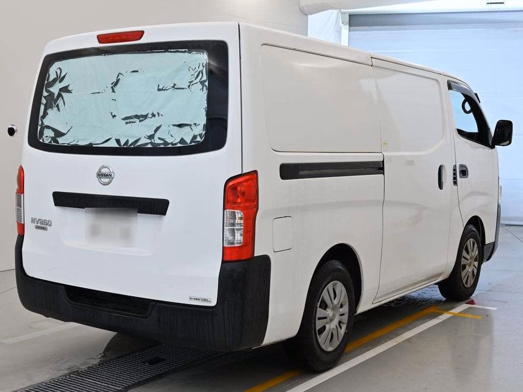 NISSAN NV350 CARAVAN