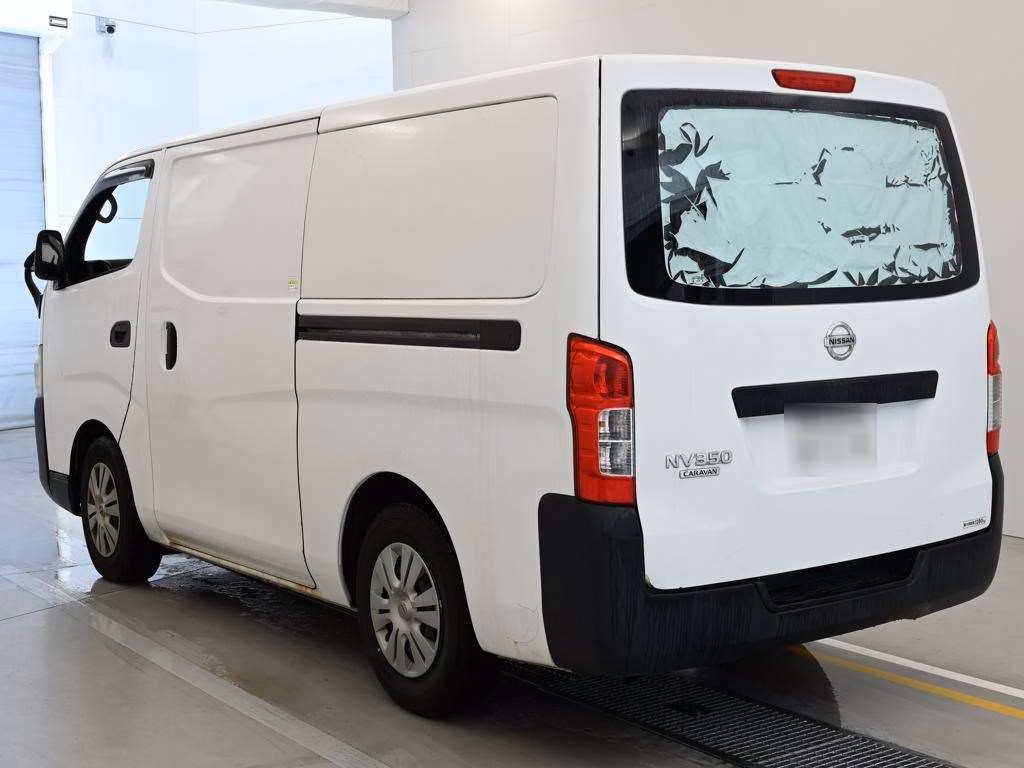 NISSAN NV350 CARAVAN